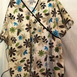 Medical Scrub Top